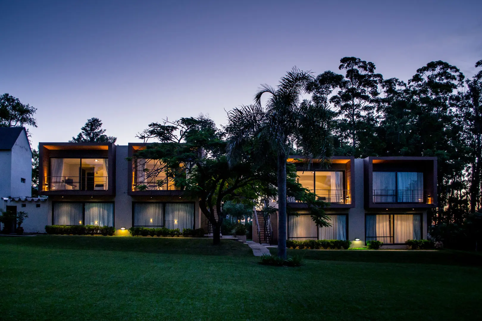 golden dorado lodge accommodation 2